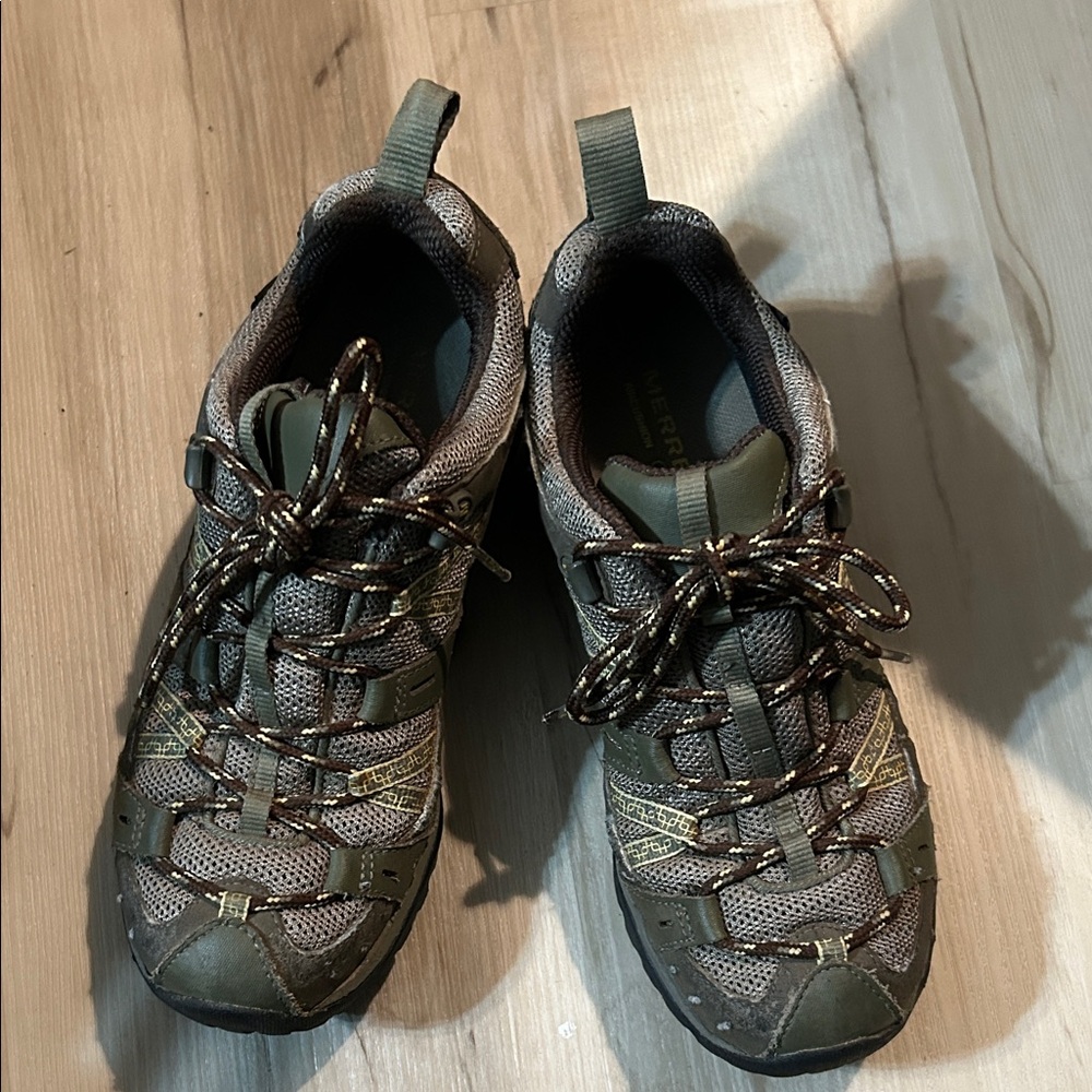 Merrell Women's Green Footwear